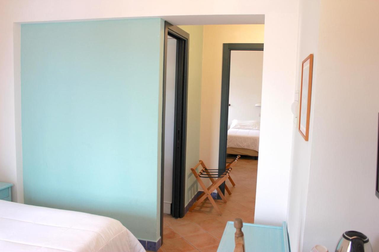 Bue Marino Hotel & Roof Lounge Cala Gonone Bagian luar foto