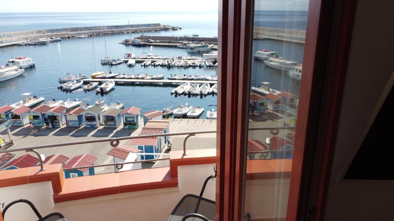 Bue Marino Hotel & Roof Lounge Cala Gonone Bagian luar foto